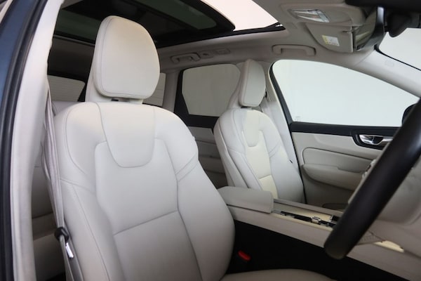 Used Volvo XC60 2022 for sale - 76092687: Photo 12