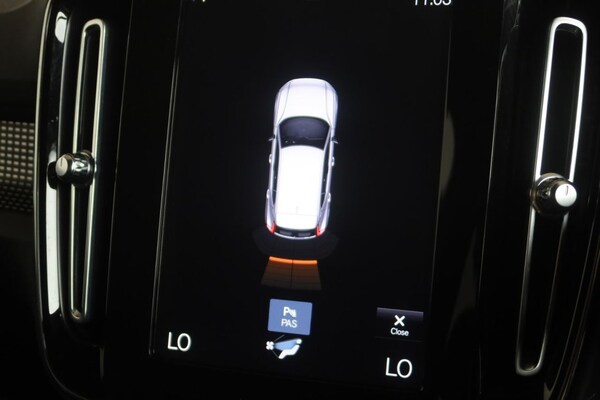 Used Volvo XC40 2021 for sale - 75347063: Photo 12