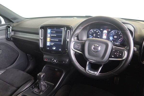 Used Volvo XC40 2021 for sale - 75347063: Photo 6