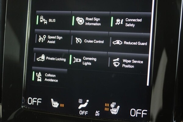 Used Volvo XC40 2022 for sale - 76236214: Photo 24