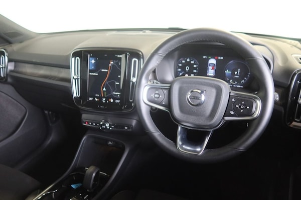 Used Volvo XC40 2022 for sale - 76236214: Photo 5