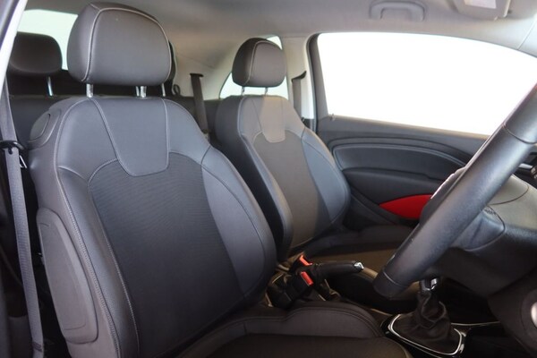 Used Vauxhall ADAM 2017 for sale - 76106195: Photo 5
