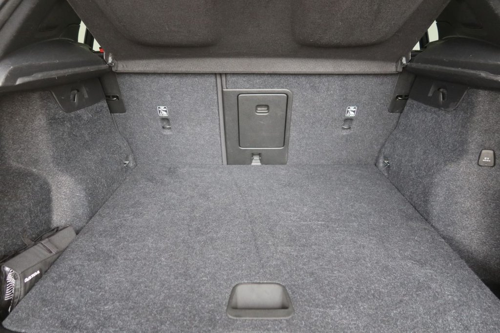 Used Volvo XC40 2021 for sale - 76406358: Photo 12