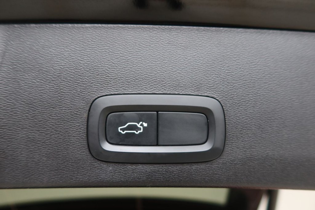 Used Volvo XC40 2021 for sale - 76406358: Photo 13