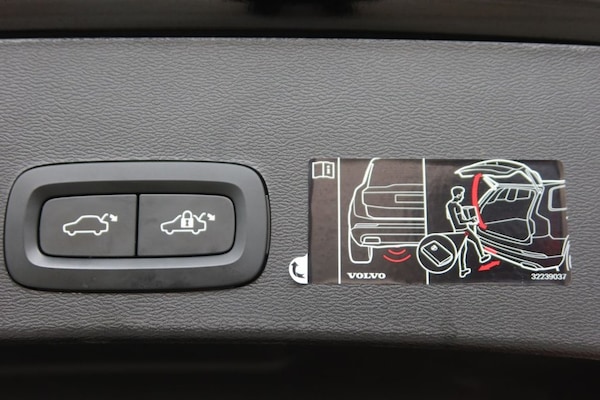 Used Volvo XC40 2022 for sale - 76236219: Photo 10