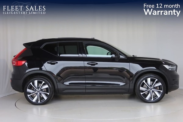 Used Volvo XC40 2022 for sale - 76236219: Photo 2