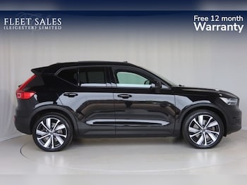 Used Volvo XC40 2022 for sale - 76236219: Photo 2