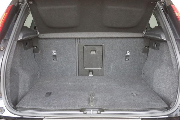 Used Volvo XC40 2022 for sale - 76236219: Photo 8