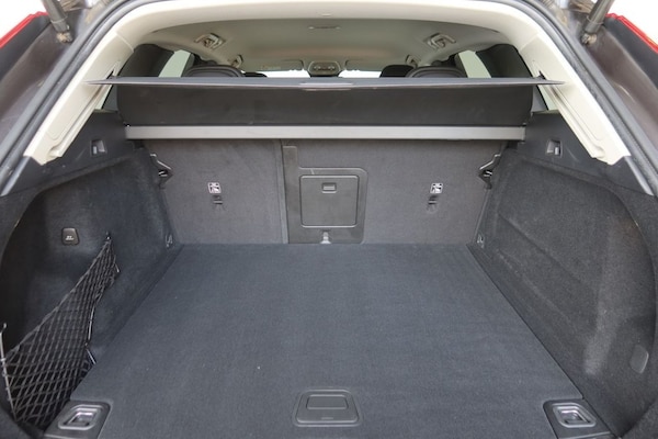 Used Volvo XC60 2021 for sale - 75456440: Photo 16