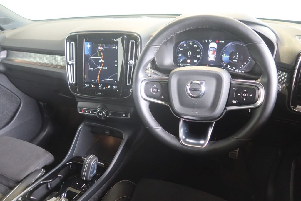 Used Volvo XC40 2021 for sale - 76429867: Photo 5