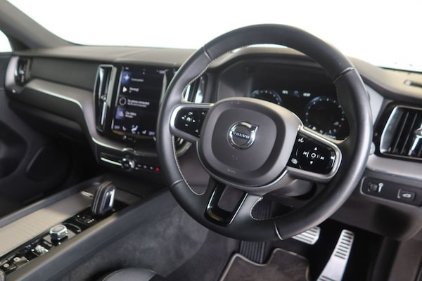 Used Volvo XC60 2021 for sale - 75716398: Photo 6