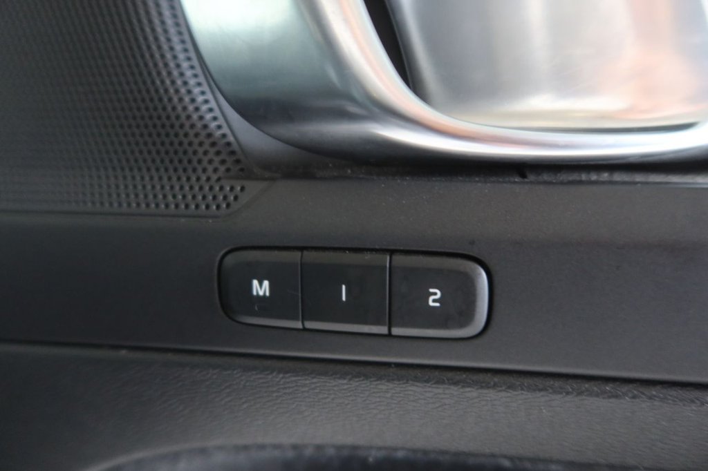 Used Volvo XC40 2021 for sale - 76429861: Photo 17