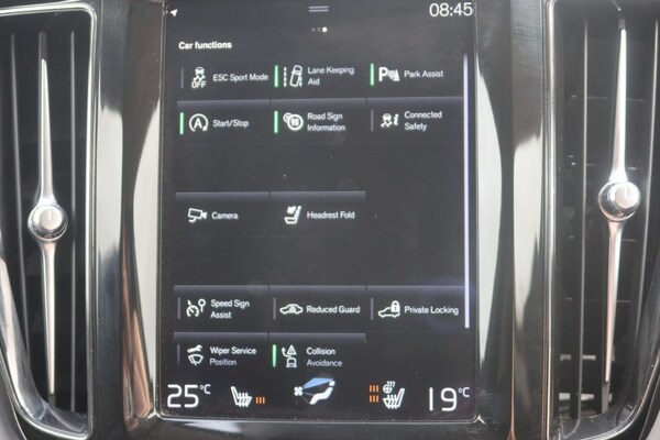 Used Volvo XC60 2021 for sale - 75253504: Photo 20