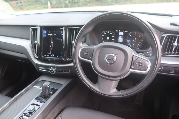Used Volvo XC60 2021 for sale - 75253504: Photo 5