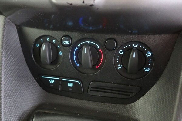 Used Ford Transit Connect 2016 for sale - 76256308: Photo 19