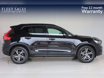 Used Volvo XC40 2021 for sale - 76236211: Photo 2