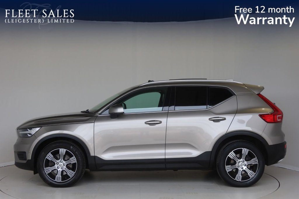 Used Volvo XC40 2020 for sale - 76118959: Photo 2
