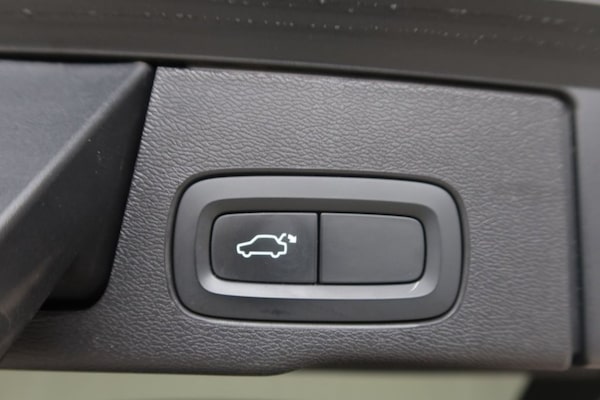 Used Volvo XC60 2021 for sale - 76223527: Photo 12