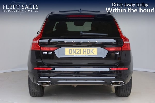 Used Volvo XC60 2021 for sale - 76223527: Photo 2