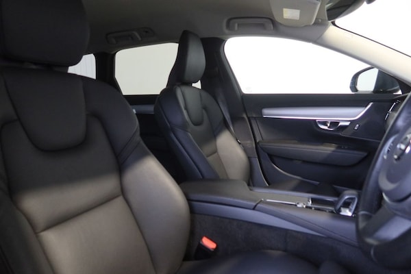 Used Volvo V90 2022 for sale - 75692710: Photo 5