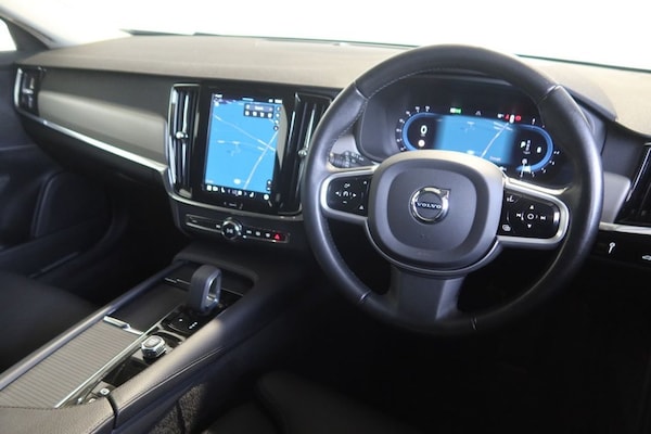 Used Volvo V90 2022 for sale - 75692710: Photo 9