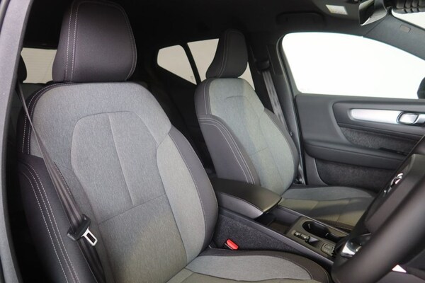 Used Volvo XC40 2022 for sale - 76256113: Photo 5