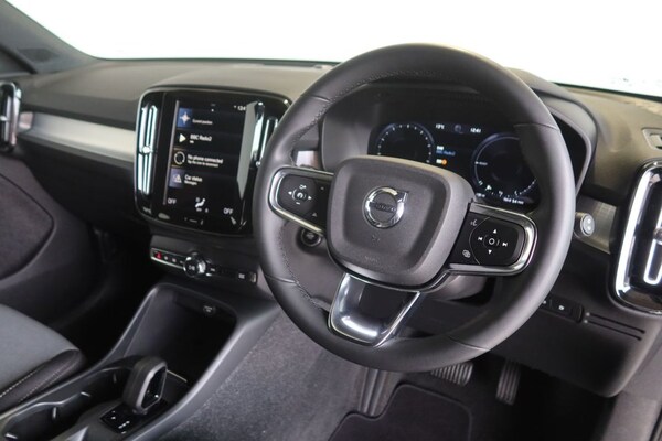 Used Volvo XC40 2022 for sale - 76256113: Photo 7