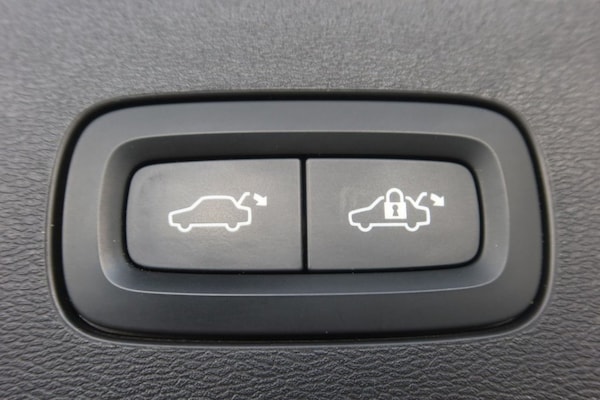 Used Volvo V60 2022 for sale - 76173370: Photo 12