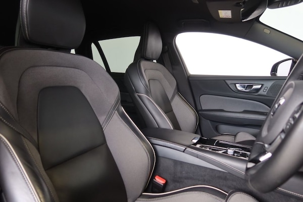 Used Volvo V60 2022 for sale - 76173370: Photo 5