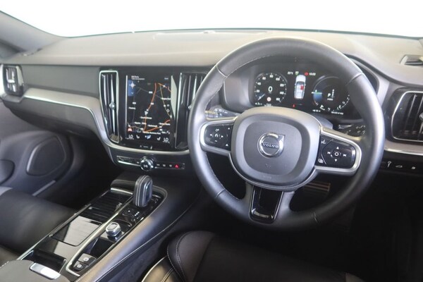 Used Volvo V60 2022 for sale - 76173370: Photo 6