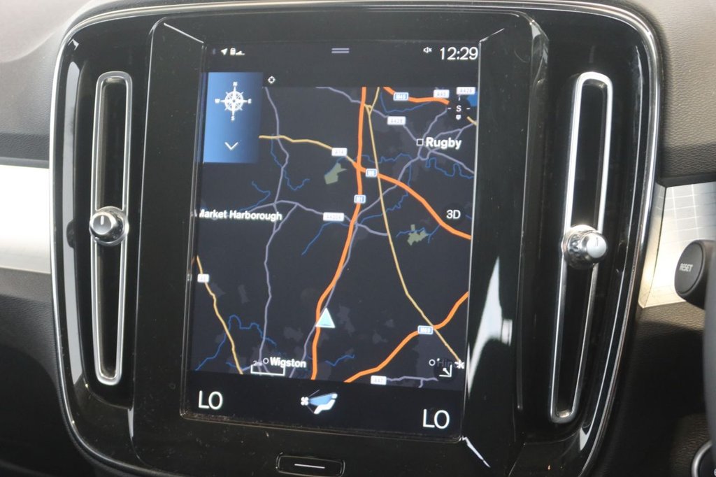 Used Volvo XC40 2021 for sale - 76147463: Photo 17