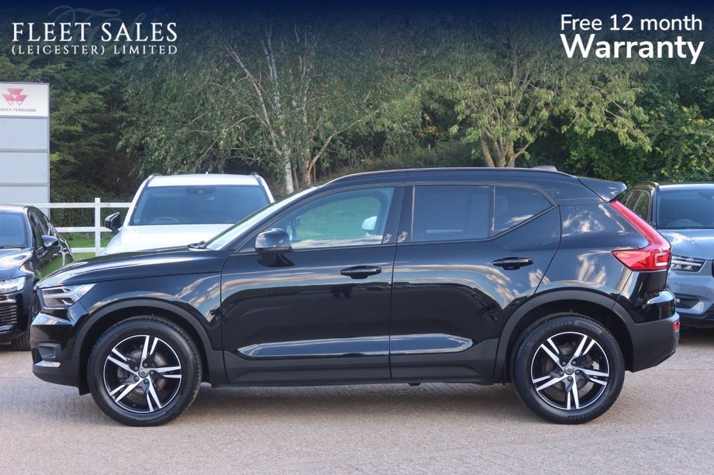Used Volvo XC40 2021 for sale - 76029431: Photo 2