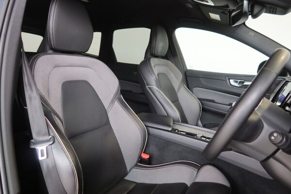 Used Volvo XC60 2022 for sale - 75692703: Photo 5