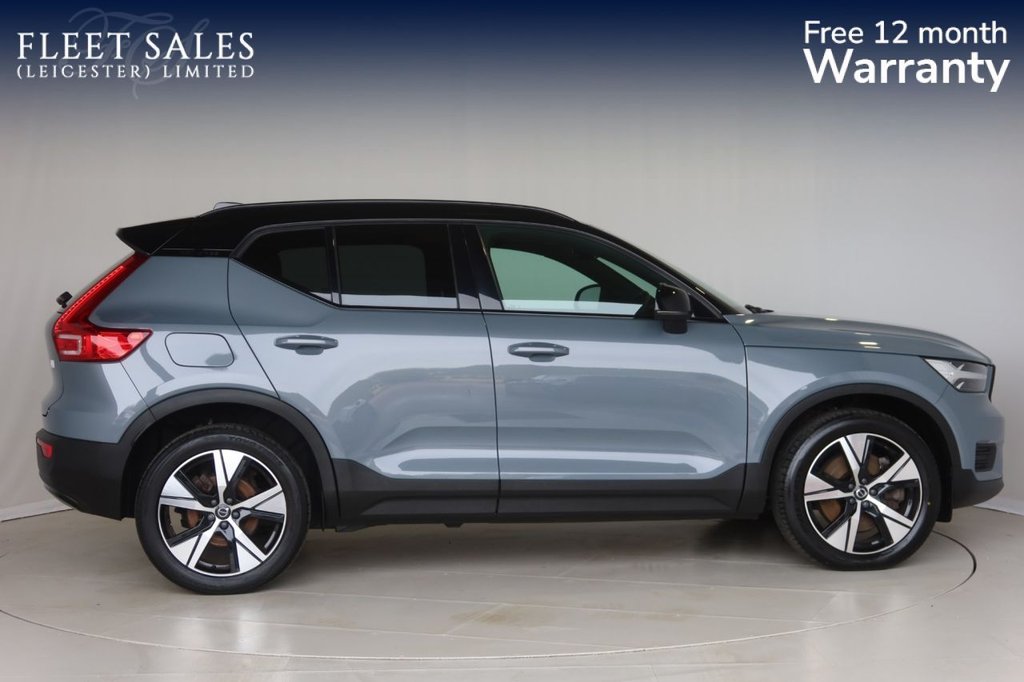 Used Volvo XC40 2021 for sale - 76429874: Photo 2