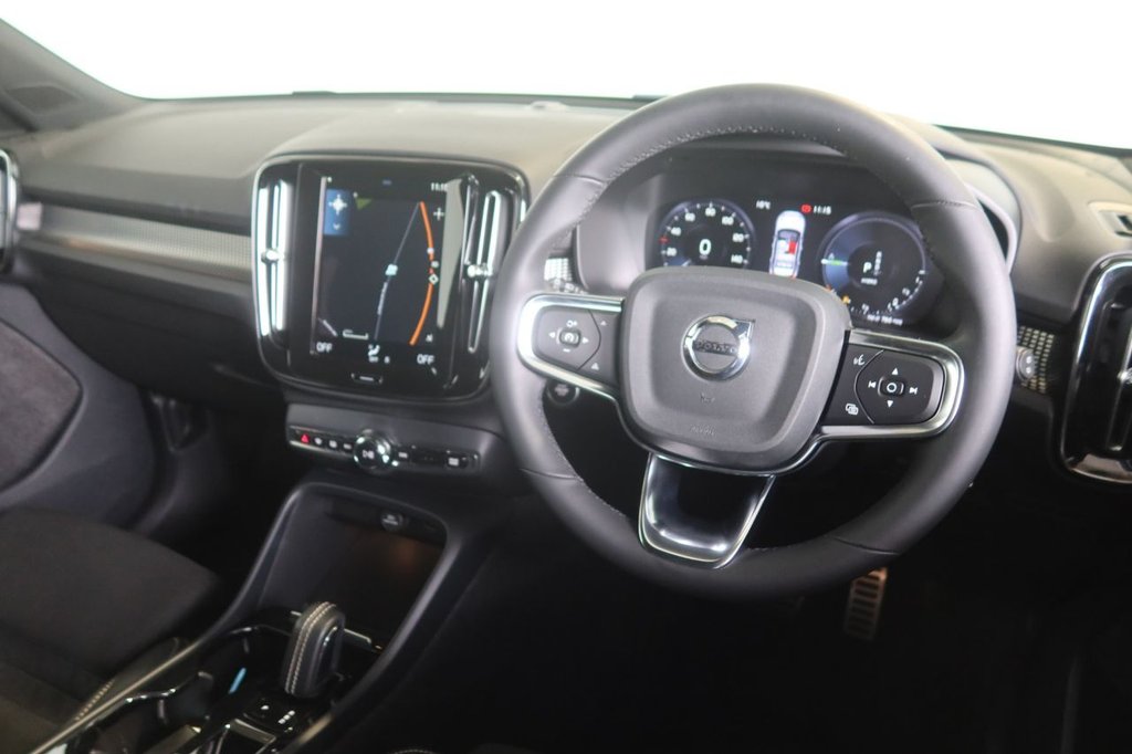 Used Volvo XC40 2021 for sale - 76429874: Photo 5