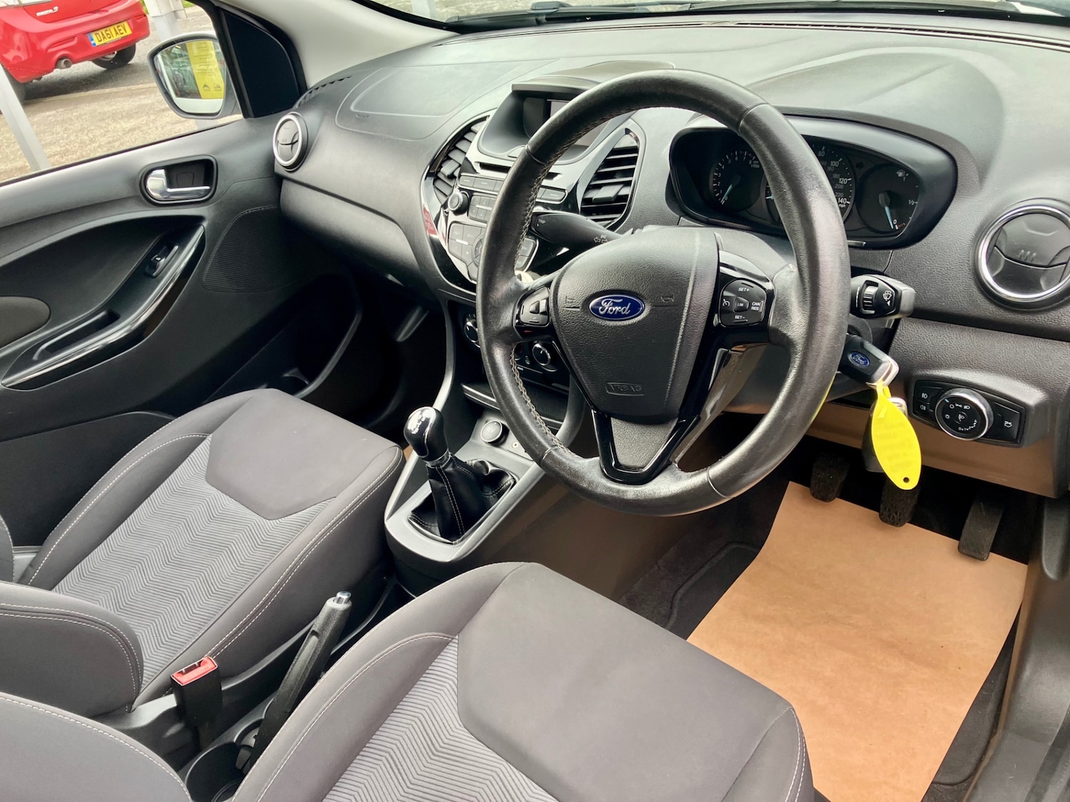 Used Ford Ka+ 2017 for sale - 77790082: Photo 8