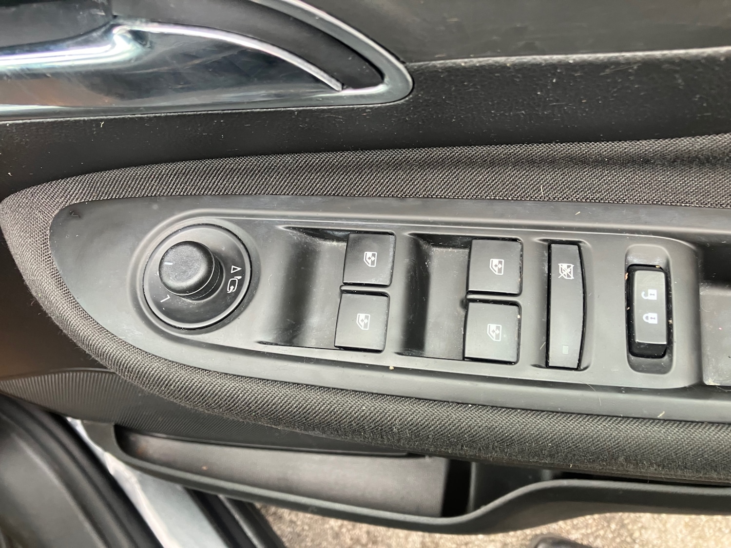 Used Vauxhall Mokka 2016 for sale - 77310863: Photo 10