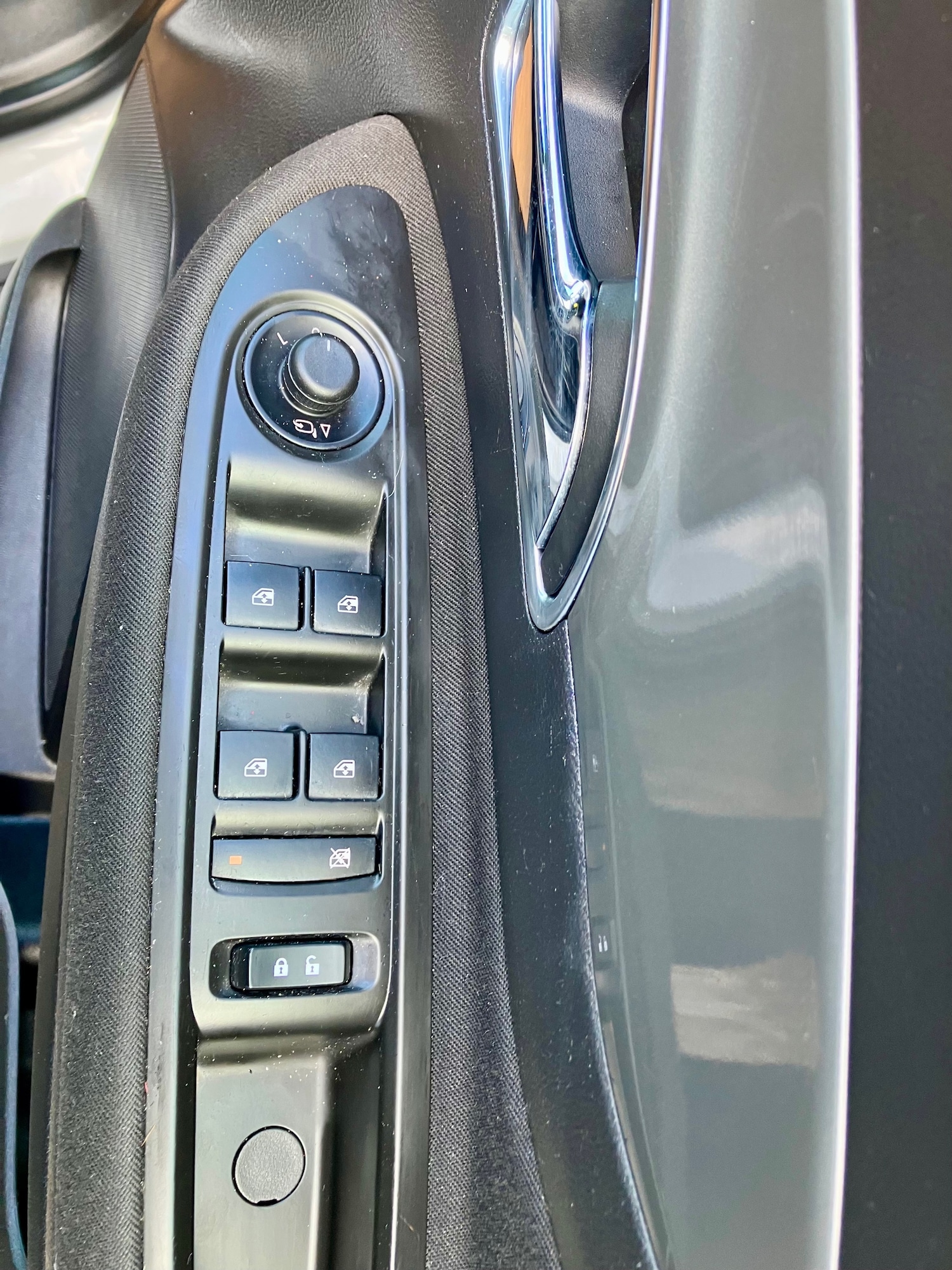 Used Vauxhall Mokka 2015 for sale - 77873237: Photo 13