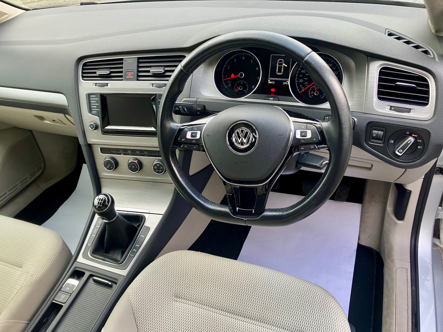 Used Volkswagen Golf 2014 for sale - 77392746: Photo 8
