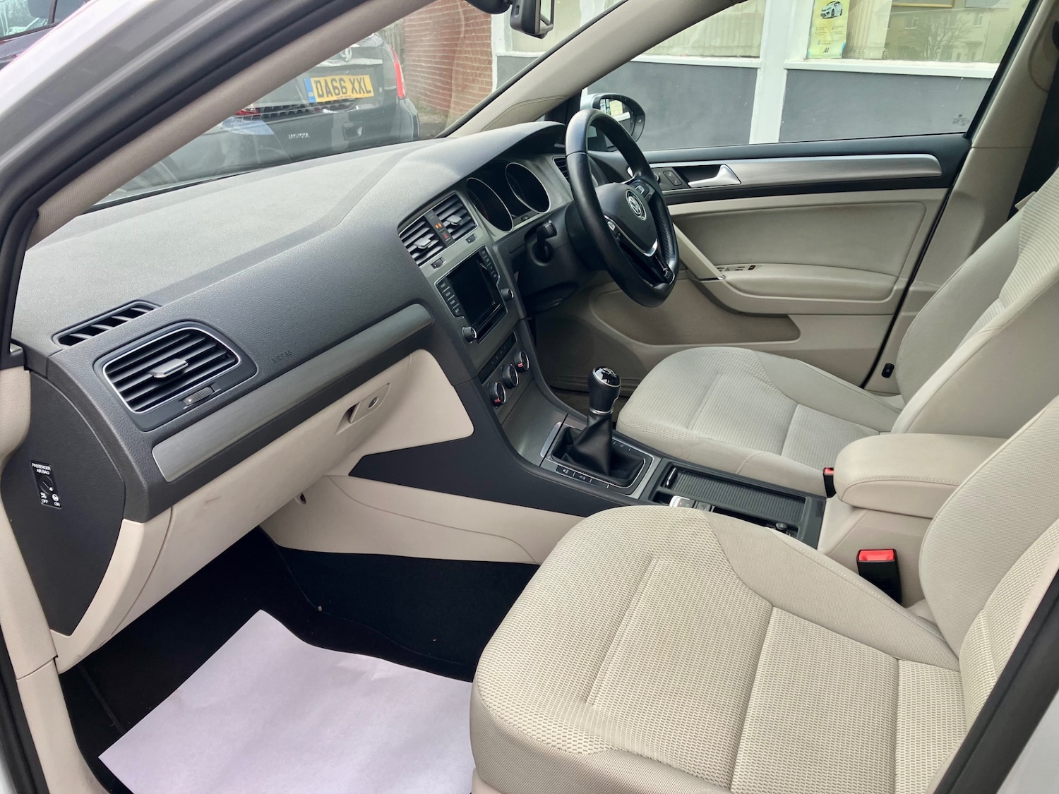 Used Volkswagen Golf 2014 for sale - 77392746: Photo 9