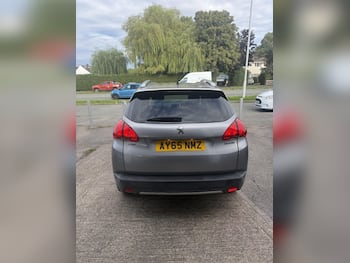 Used Peugeot 2008 2015 for sale - 79801696: Photo