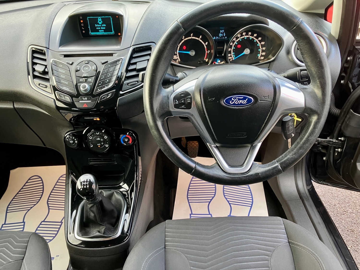 Used Ford Fiesta 2015 for sale - 76384138: Photo 10