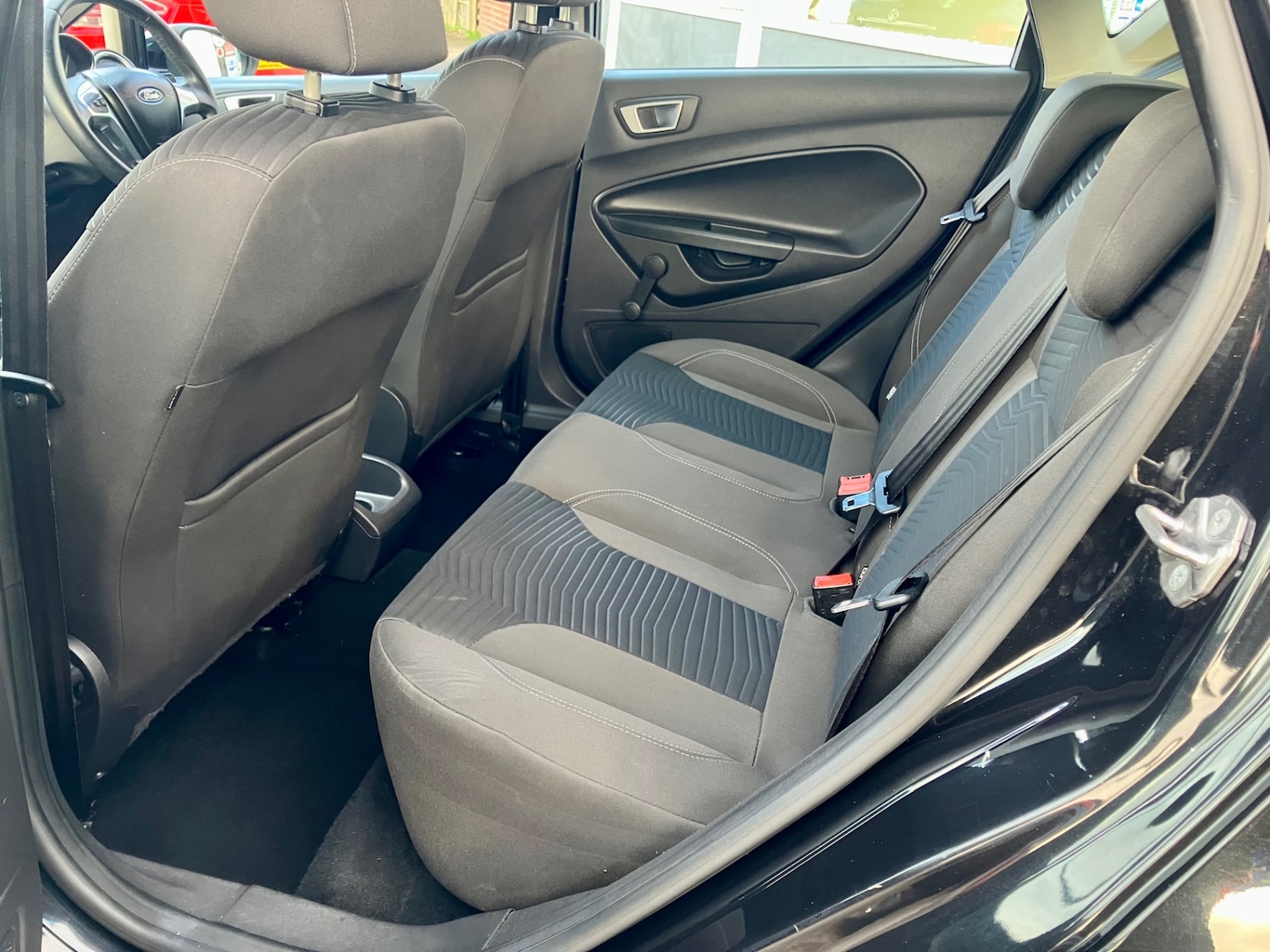 Used Ford Fiesta 2015 for sale - 76384138: Photo 13