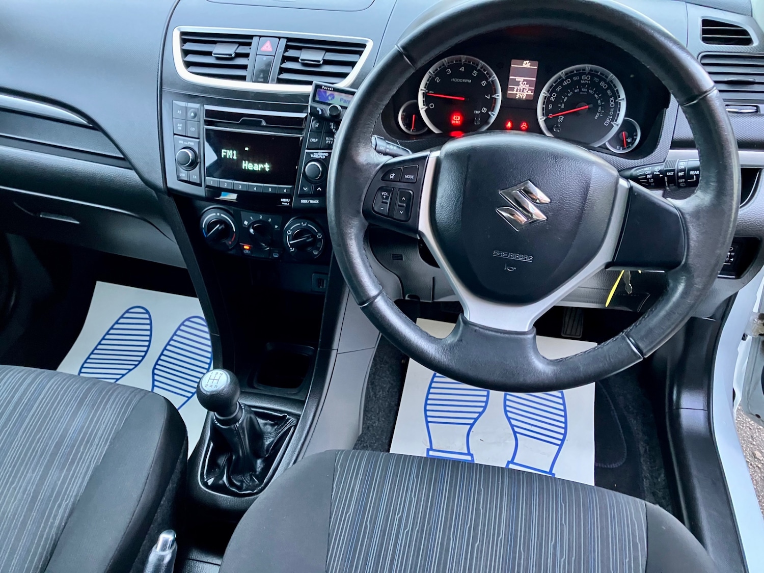 Used Suzuki Swift 2014 for sale - 76845924: Photo 10