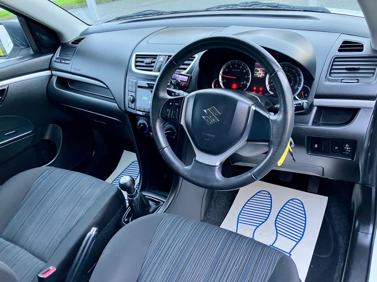 Used Suzuki Swift 2014 for sale - 76845924: Photo 9