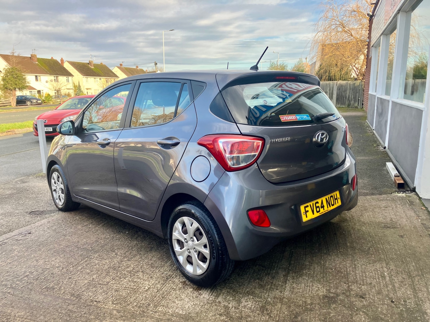 Used Hyundai i10 2014 for sale - 77198089: Photo 7