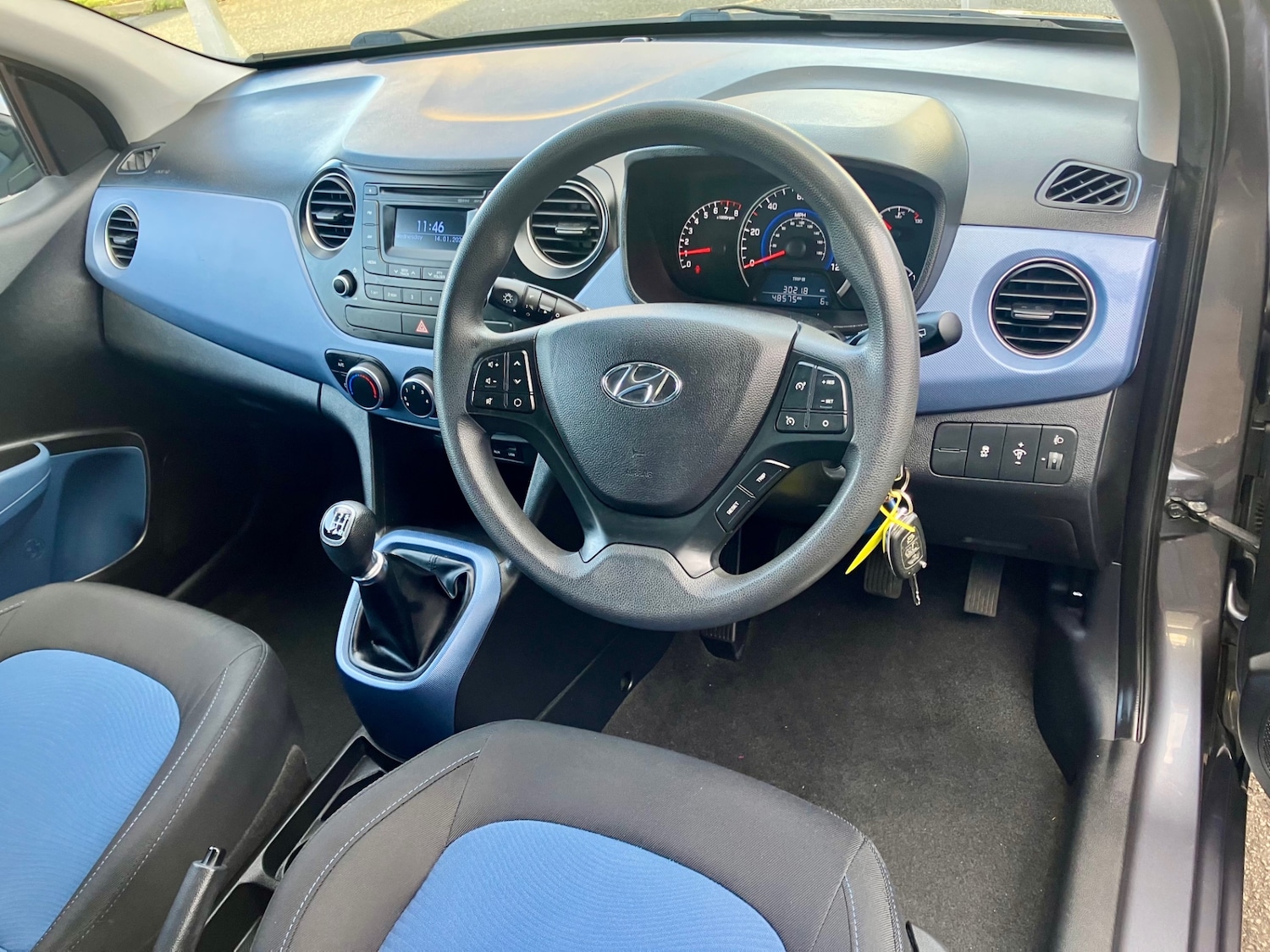 Used Hyundai i10 2014 for sale - 77198089: Photo 9