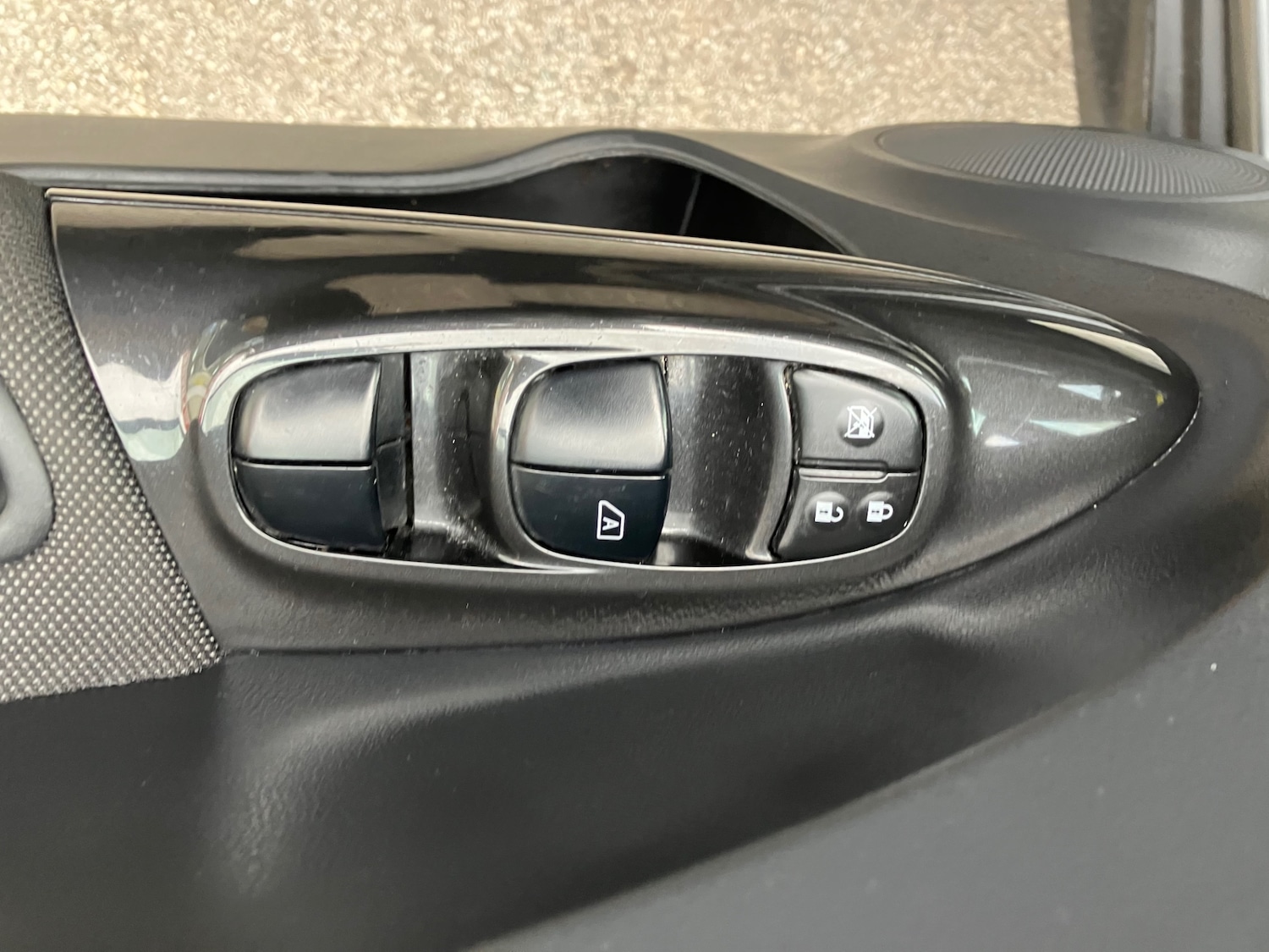 Used Nissan Juke 2014 for sale - 76055883: Photo 11
