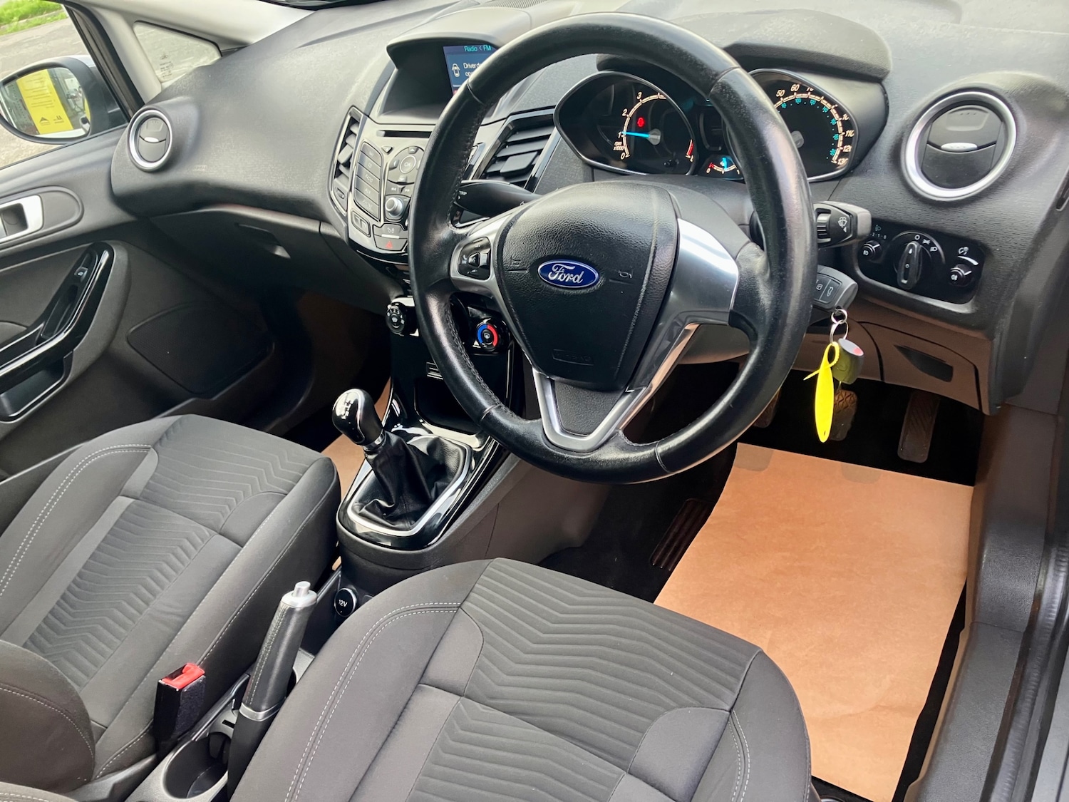 Used Ford Fiesta 2016 for sale - 77261240: Photo 10