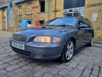 Used Volvo V70 2005 for sale - 74914885: Photo